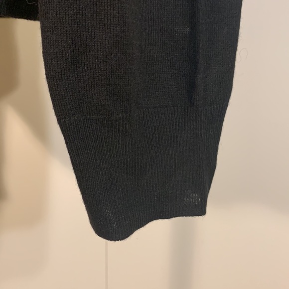 Tahari (XL) - Picture 7 of 12